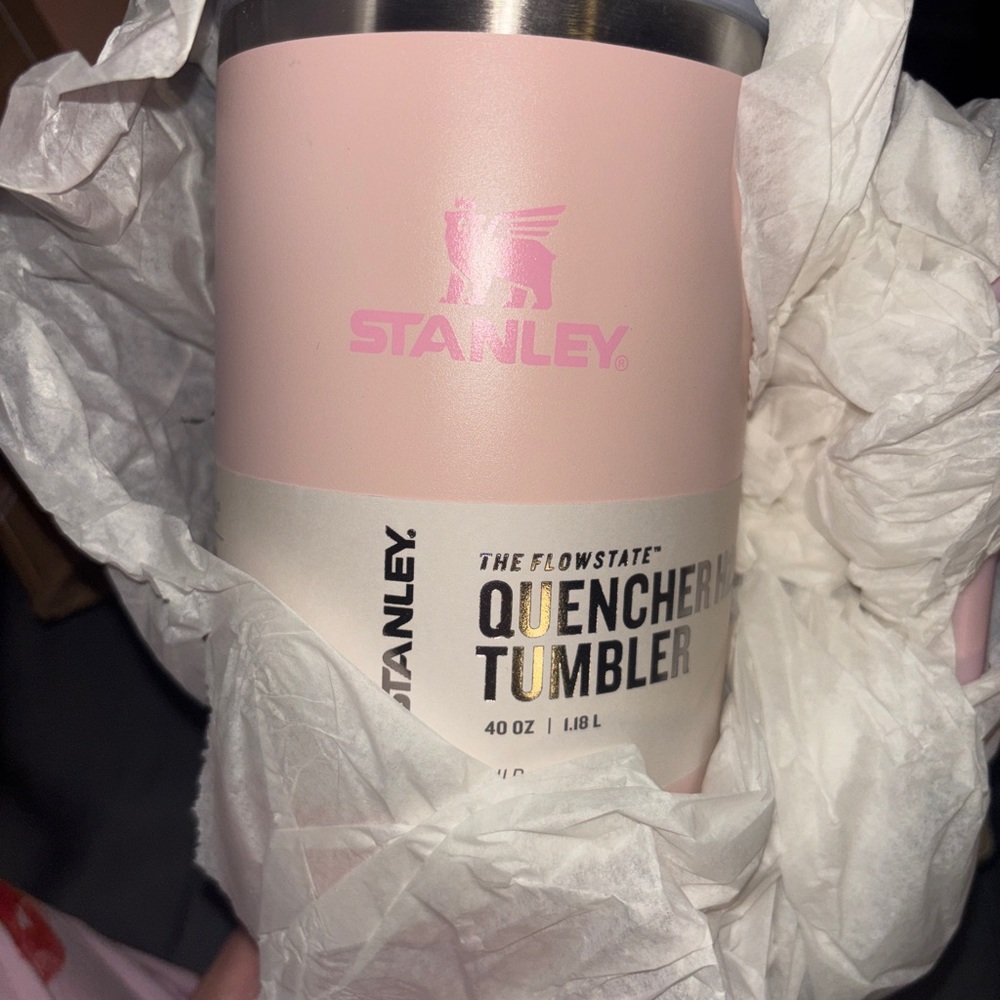 STANLEY 40 Oz CHERRY BLOSSOM PINK - THE QUENCHER H2.0 FLOWSTATE TUMBLER BNIB